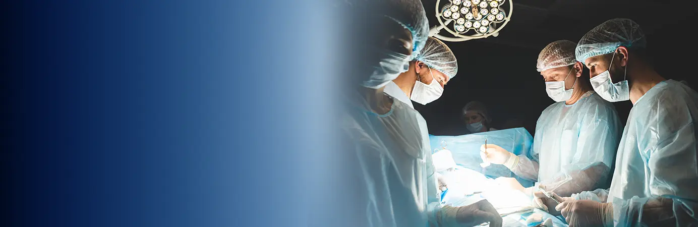 Medicos na sala de cirurgia