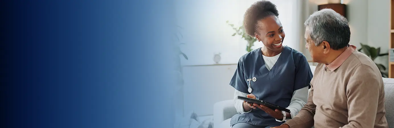 Paciente em conversa com médico durante consulta